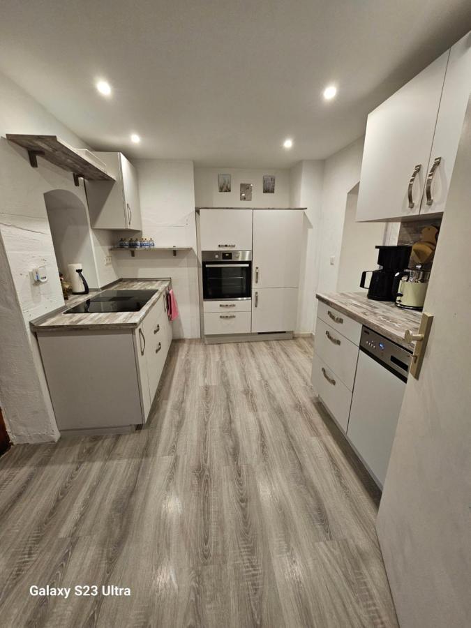 Ferienwohnung ,,Hinter Der Mauer" Хильдбургхаузен Экстерьер фото